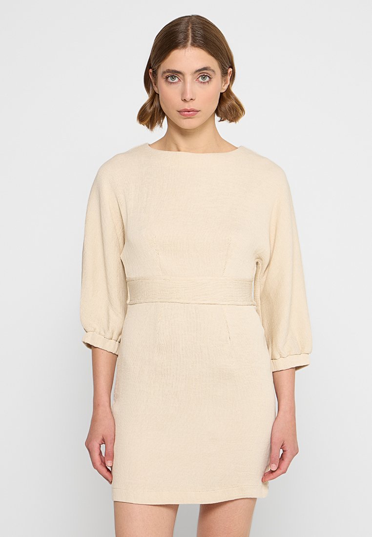 Closet Etui-jurk beige
