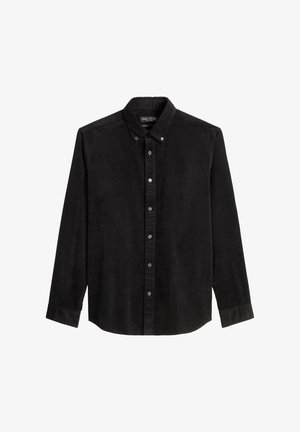 Camisa negra de pana de manga larga para hombre, con cuello abotonado y botones frontales, exhibida plana sobre un fondo blanco.