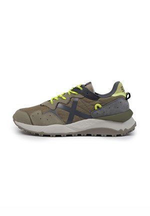 MUNICH SHIBUYA - Zapatillas - green