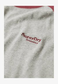 Niet geselecteerd, grey marl vintage red marl