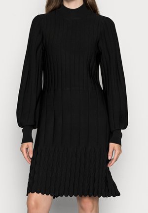 Robe pull - black