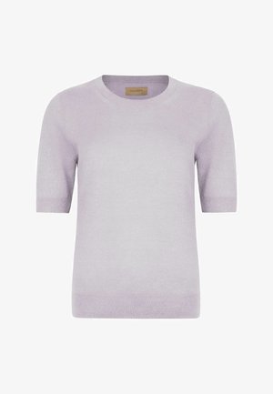 Liliowy krótki sweter dzianinowy z okrągłym dekoltem, prążkowanymi mankietami i dołem oraz małą metką marki wewnątrz kołnierza.