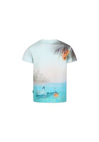 Lyhythihainen, vaaleansininen t-paita, jossa on ranta-aiheinen printti, jossa on hai ja palmunlehtiä selkäpuolella. Paita on valmistettu pehmeästä puuvillamateriaalista.
