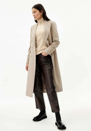 DOUBLE-BREASTED LONG - Manteau classique - taupe
