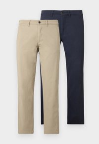 Unselected, crockery