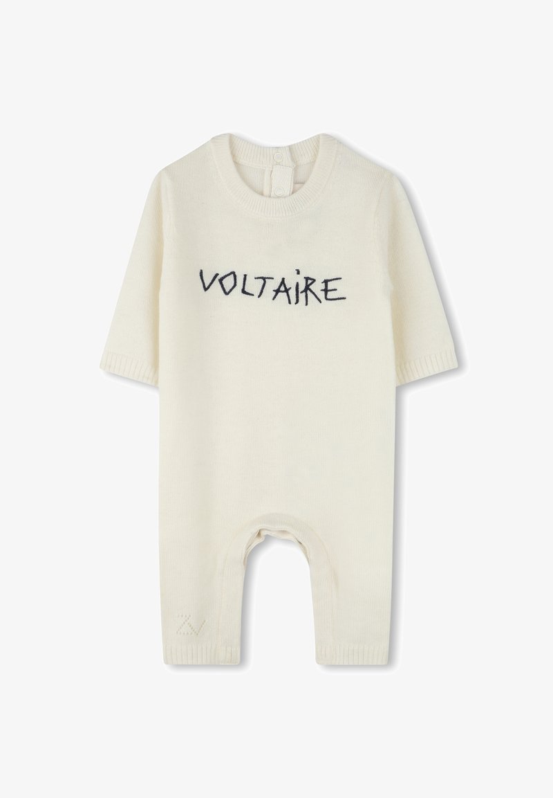 Gebreide romper in crèmekleur met korte mouwen, met "VOLTAIRE" geborduurd in donkere draden en beenopeningen voor gemakkelijk aankleden.