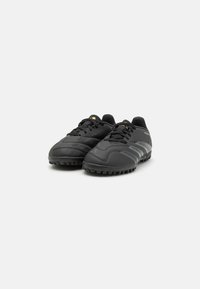 adidas Performance PREDATOR CLUB TF UNISEX - Scarpe da calcio per terreni sintetici - core black/carbon/gold metallic