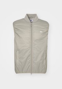 Helle graue ärmellose Jacke aus glattem, gepolstertem Material mit einem hohen Kragen, Frontreißverschluss und Logo auf der Brust. Verfügt über seitliche Taschen.