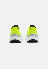 New Balance FRESH FOAM X KAIHA ROAD - Zapatillas running asfalto - thirty watt