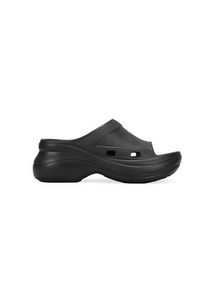 ENGOMADAS AMANDA - Sandales de bain - black