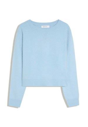 Pull bleu clair à manches longues avec col rond, poignets et ourlet côtelés, étiqueté Bershka, sur fond blanc.