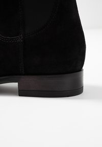 Alpe Botas mosqueteras - black