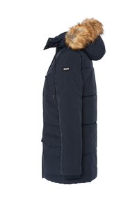 Abrigo de invierno acolchado azul marino con capucha con borde de piel, bolsillos frontales y logo de Schott en la manga, mostrado de lado.