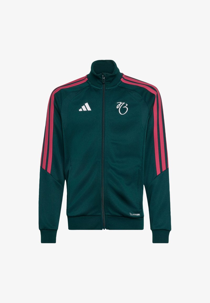 Σκούρο πράσινο αθλητικό μπουφάν Adidas με ροζ ρίγες στα μανίκια, πλήρες φερμουάρ μπροστά και λευκά λογότυπα στο στήθος και στο ύφασμα.