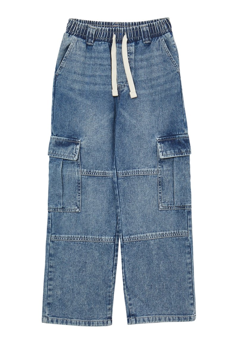 Pantaloni cargo in denim di colore azzurro chiaro con vita elastica, lacci e due tasche laterali. Presenta tasche cargo più grandi sulle gambe.