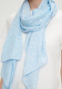 s.Oliver MIT FLORALEM - Sjaal - hellblau