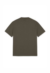 Olijf groene t-shirt met korte mouwen, ribbelstructuur, ronde hals, normale pasvorm, met een klein logo detail aan de onderrand.