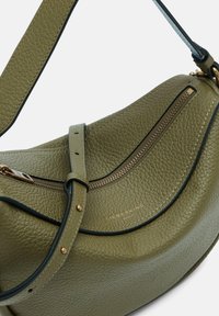 Liebeskind Berlin MELLI HOBO S - Handtasche - olivgrün