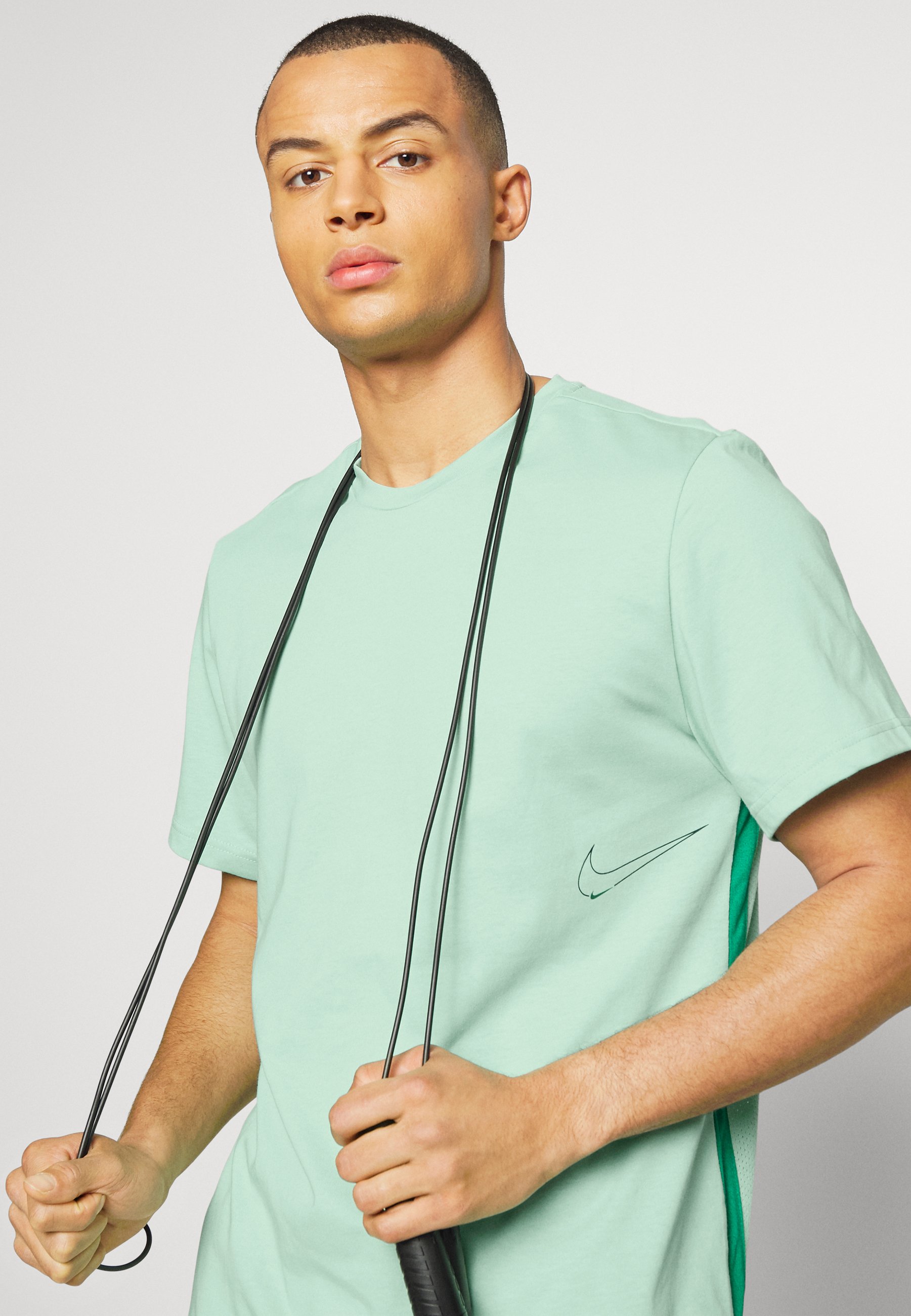 Sport T-shirt - enamel green/malachite 