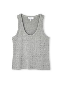 Grijze tanktop met een ronde halslijn, gemaakt van textuurstof, met kleine metalen accenten gelijkmatig verspreid over de voorkant.