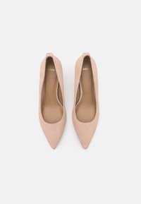 BOSS ISOBEL - Klasiski papēži - light/pastel brown