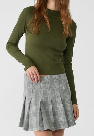 Pullover - green