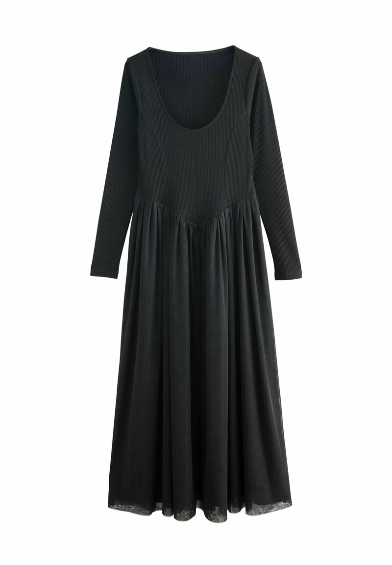 Schwarzes Langarmkleid mit einem gerippten Oberteil und einem fließenden, glatten Rock. Ab einem enger anliegenden Taillenbereich ausgestellt mit tiefem, rundem Ausschnitt.