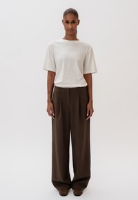 CELINAIC - Kalhoty - dark brown