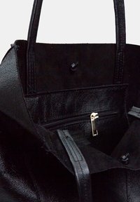 Bata Velika torba - nero