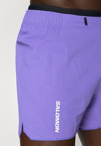Salomon SENSE SHORTS - Short de sport - liberty