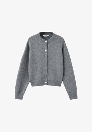 Cardigan en laine grise avec un col rond, neuf boutons en perles sur le devant, épaules tombantes et bords-côtes au bas et aux poignets.