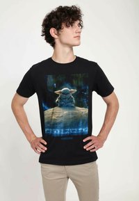 Star Wars STAR WARS: MANDALORIAN MANDOMON EPI6 EXPERIMENT UNISEX - Camiseta estampada - black
