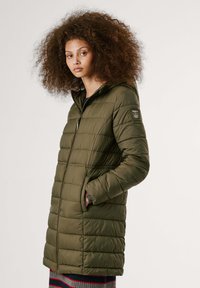 Pepe Jeans SALLY - Žieminis paltas - khaki green