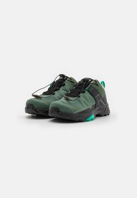 Salomon X ULTRA 4 GORE TEX W - Sapatos de caminhada - duck green/black/mint leaf