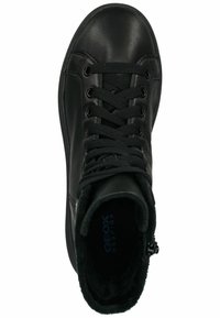 Sort højhalse sneakers lavet af glat læder, med rund tå, snørebånd fortil og blød tekstureret foring. Brandlogoet er synligt indeni.