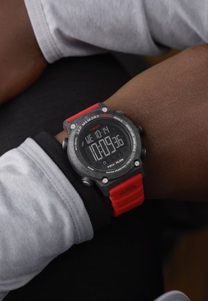 Timex Triathlon 200 - Digitalure - red and black