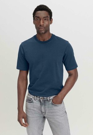 hessnatur T-shirt basic - nachtblau