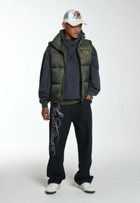 Thumbnail Image 2