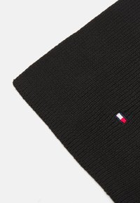 Tommy Hilfiger SMALL FLAG SCARF UNISEX - Fular - black