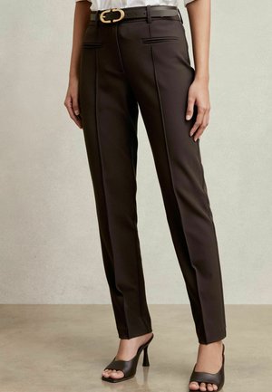 NORLA PINTUCK TAPERED  - Housut - chocolate brown