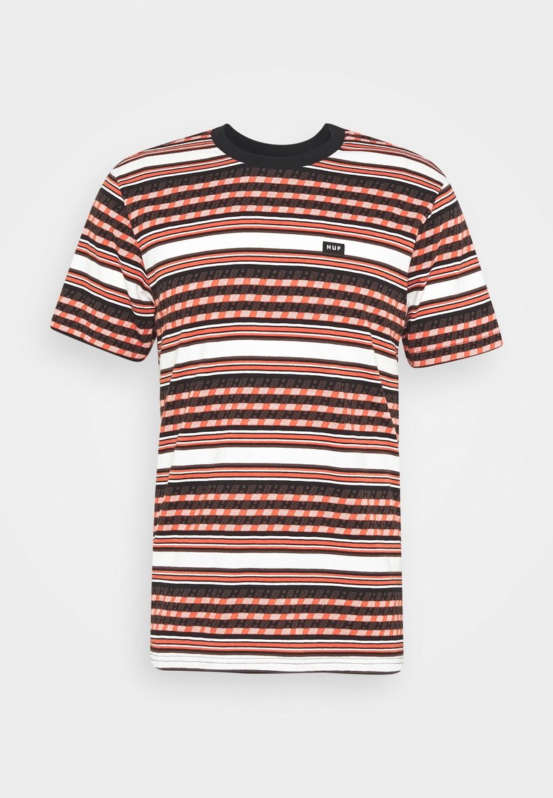 T-shirt en coton avec des rayures horizontales rouges, noires et blanches, col noir et petit écusson logo sur la poitrine.