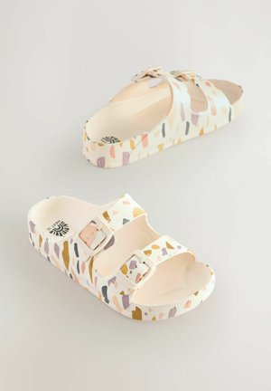 Next REGULAR FIT - DOUBLE BUCKLE - Pantolette flach - white terrazzo printed