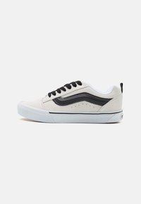 Vans - KNU SKOOL UNISEX - Skateschuh - white/black Thumbnail-Bild 1