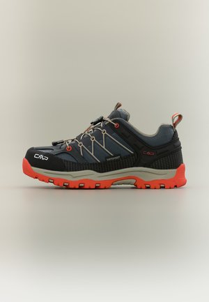 CMP KIDS RIGEL LOW SHOE WP UNISEX - Παπούτσια πεζοπορίας - grey/orange