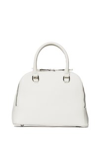 Borsa in pelle bianca con parte superiore arrotondata, manici doppi e finiture in argento. Presenta tasche con zip su ciascun lato per un'ulteriore capacità di stoccaggio.