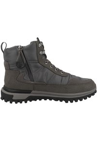 Botte de randonnée grise en matériaux mixtes, dotée d'un dessus texturé, d'une fermeture éclair sur le côté, de lacets et d'une semelle robuste pour une meilleure adhérence. Conception imperméable.