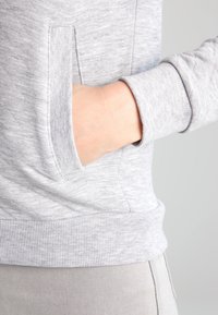 ONLY ONLJOYCE - Blusão aviador - light grey melange