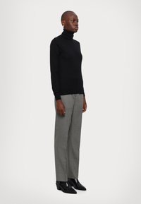 Paul & Joe Pullover - noir