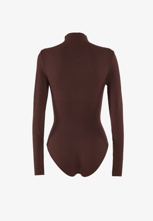 Body lungo marrone a maniche lunghe con colletto alto, realizzato in materiale morbido e tessurizzato, caratterizzato da una silhouette aderente e costruzione senza cuciture.