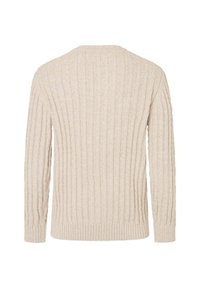 Beige gerippter Strickpullover mit klassischem Rundhalsausschnitt, langen Ärmeln und strukturiertem Finish. Ideal für Lagenlooks und Freizeitmode.